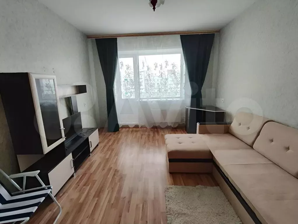 1-к. квартира, 42 м, 10/12 эт. - Фото 0