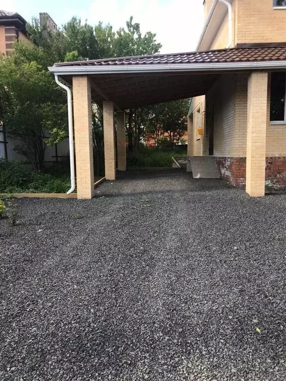 Дом в Ростов-на-Дону, Орская улица (220 м) - Фото 1