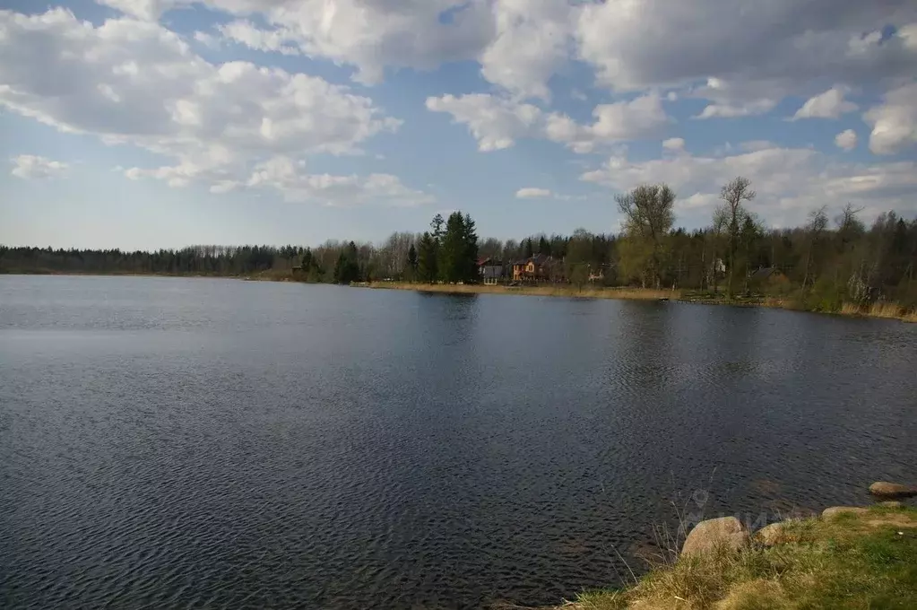 Дом в Ленинградская область, Гатчинский район, д. Чикино  (122 м) - Фото 1