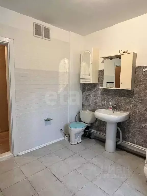 2-к кв. Челябинская область, Челябинск Стартовая ул., 13 (80.0 м) - Фото 2