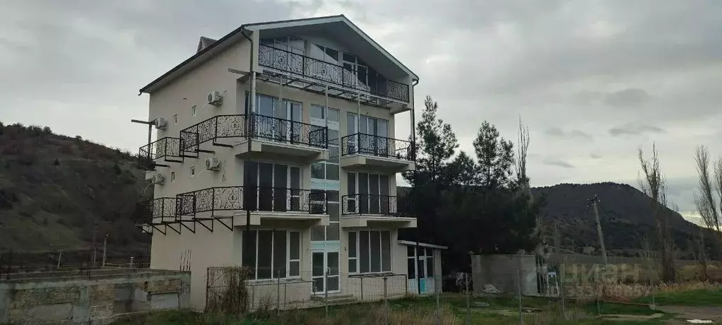 Дом в Крым, Судак муниципальный округ, с. Веселое ул. Новая (244 м) - Фото 1