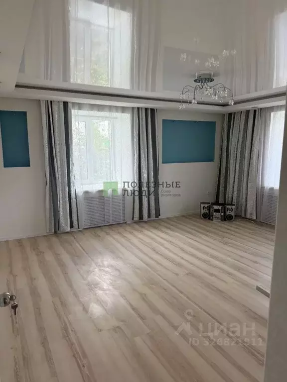 3-к кв. Курганская область, Курган Заозерный жилрайон, 11-й мкр, 2 ... - Фото 1