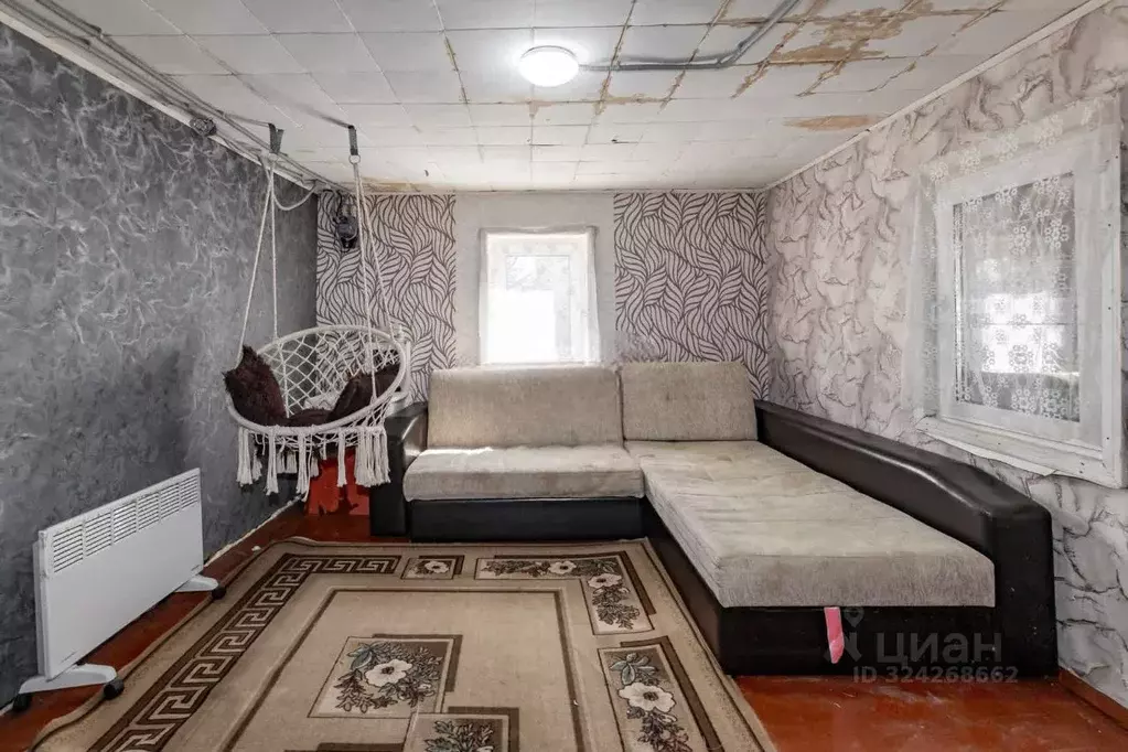 Дом в Алтайский край, Первомайский район, пос. Кислуха, Локомотив СТ ... - Фото 1