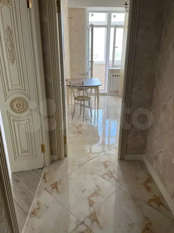 1-к. квартира, 50 м, 6/10 эт. - Фото 1