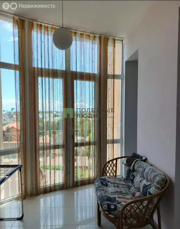1-комнатная квартира: Евпатория, проспект Ленина, 49 (60 м) - Фото 1