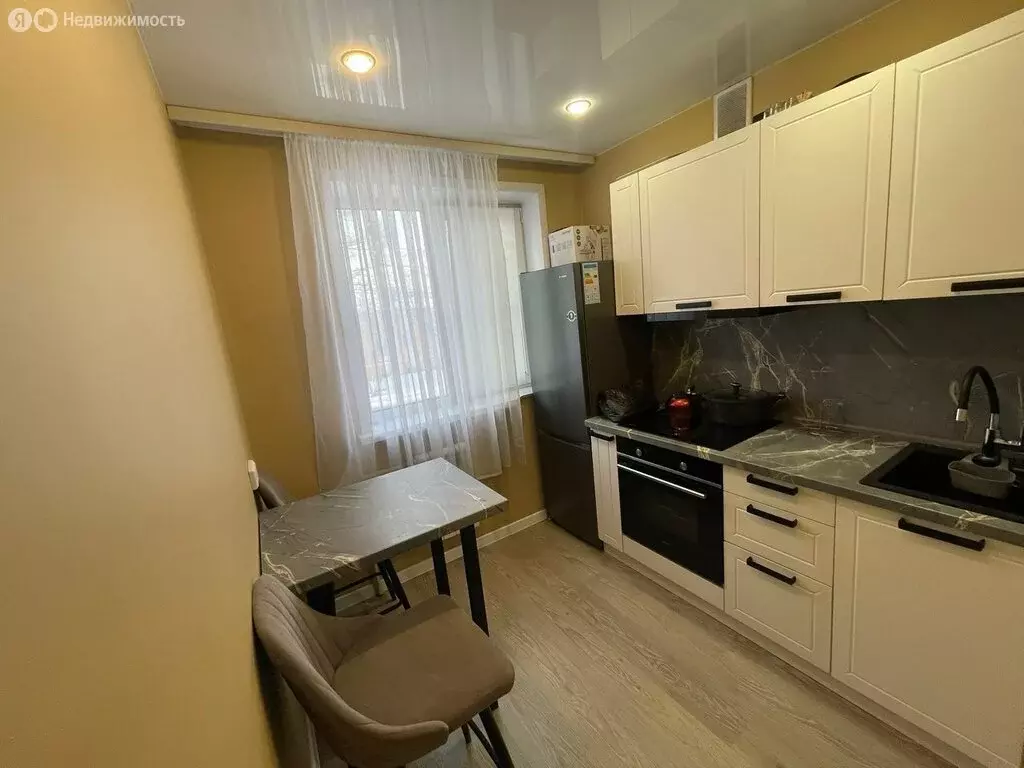 2-комнатная квартира: Иркутск, Полярная улица, 80А (47.3 м) - Фото 1