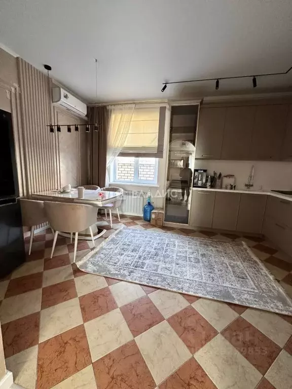 Дом в Воронежская область, Воронеж ул. Обороны революции, 47А (229 м) - Фото 1