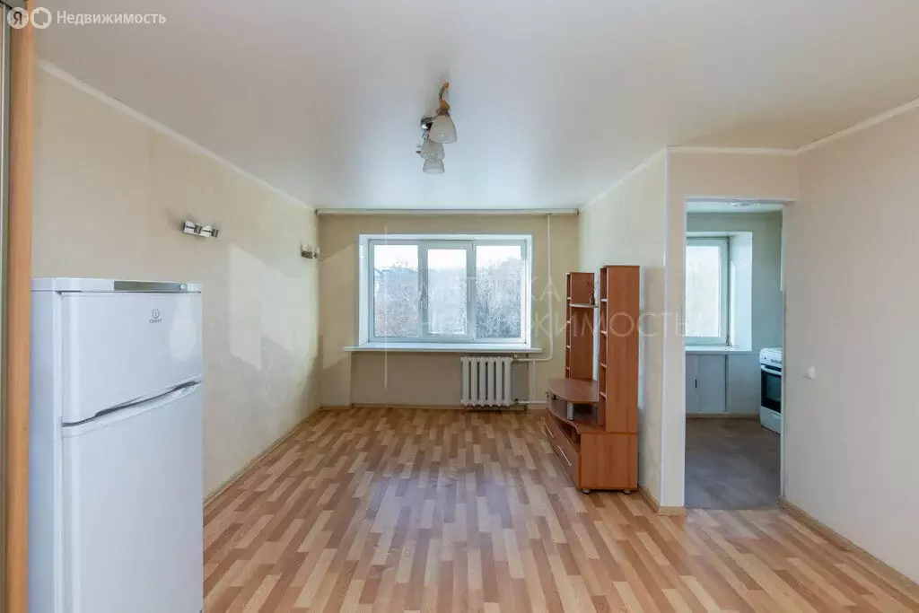 2-комнатная квартира: Тюмень, улица Республики, 186 (42.2 м) - Фото 1
