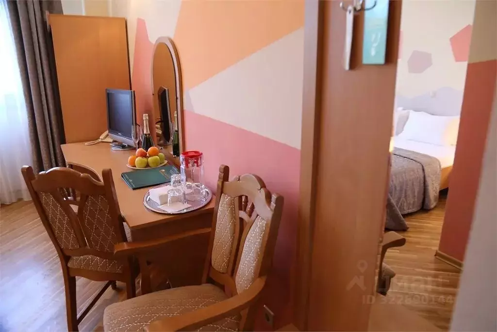 Комната Краснодарский край, Сочи Красная Поляна пгт, ул. Калиновая, 18 - Фото 2