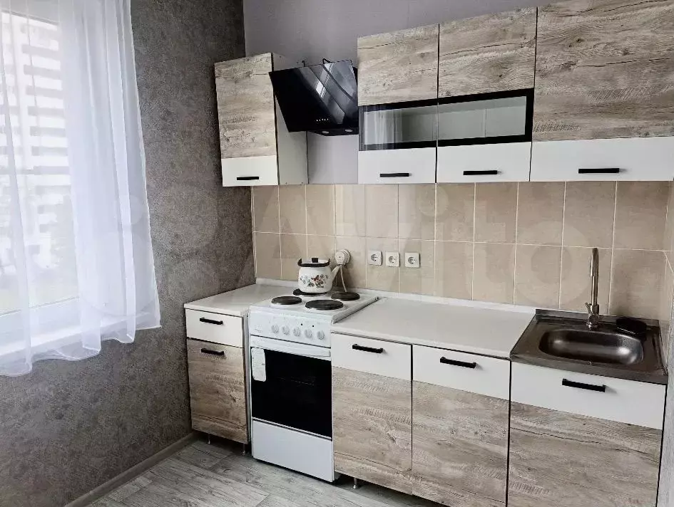 1-к. квартира, 38 м, 4/10 эт. - Фото 1