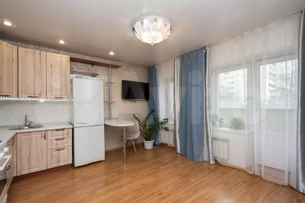 Квартира-студия, 29,7 м, 2/15 эт. - Фото 0