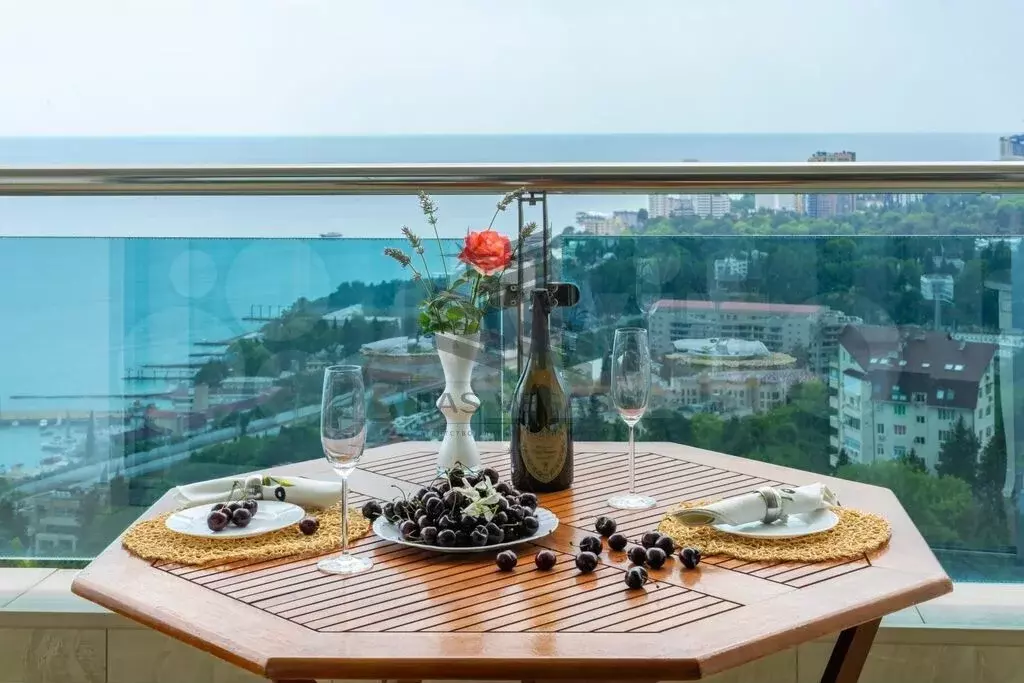 3-к. квартира, 130 м, 15/23 эт. - Фото 0