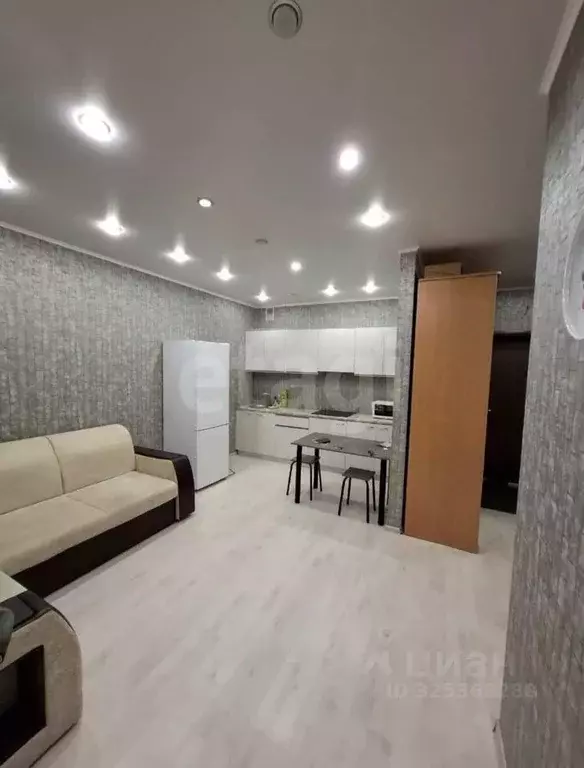 1-к кв. Тюменская область, Тюмень ул. Газовиков, 73 (40.0 м) - Фото 2