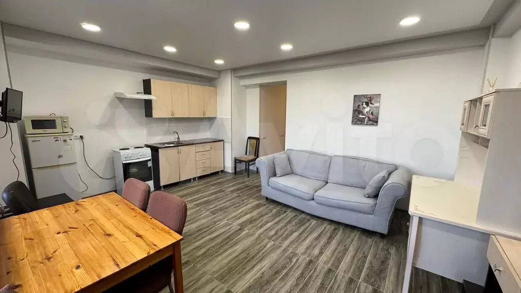 1-к. квартира, 60 м, 1/5 эт. - Фото 0