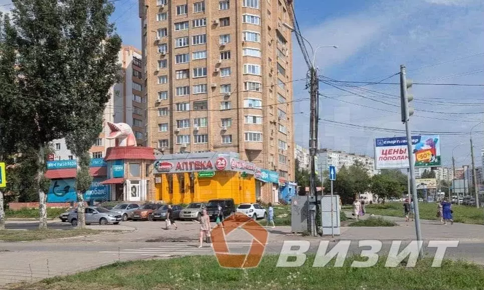Торговое на пересечении Димитрова/Демократической - Фото 1