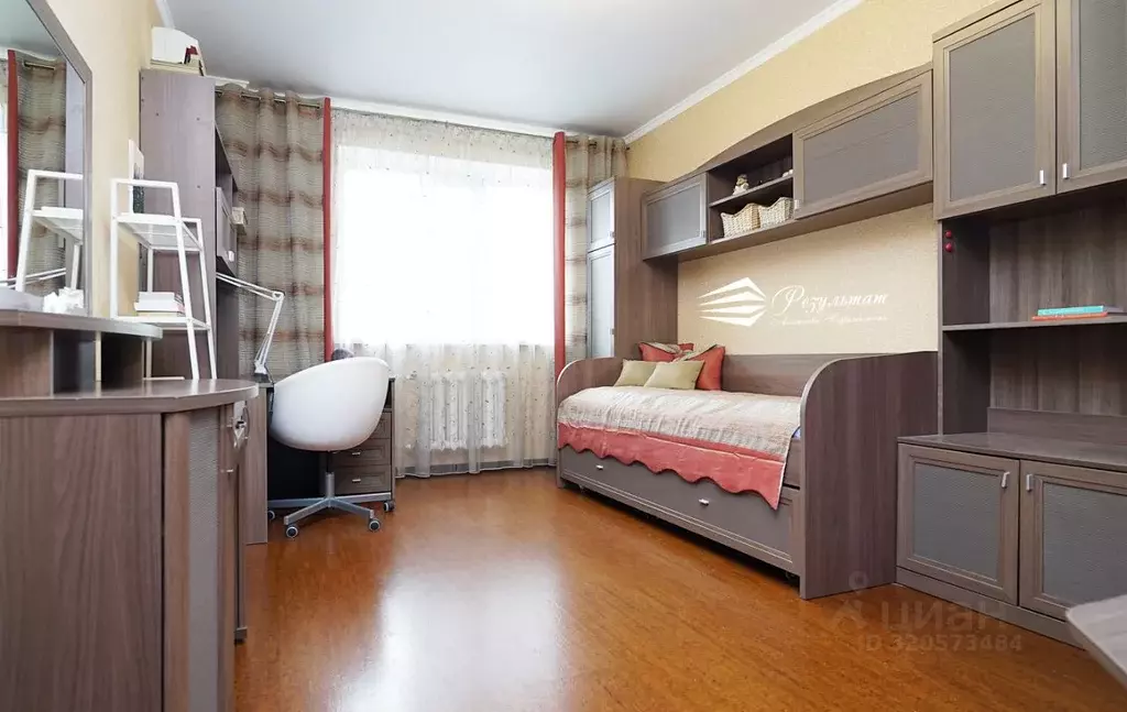 2-к кв. Татарстан, Казань ул. Космонавтов, 42а (70.0 м) - Фото 1