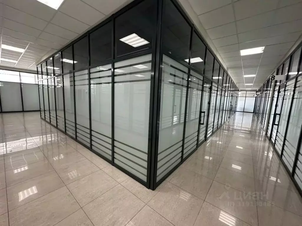 Офис в Татарстан, Набережные Челны ул. Академика Королева, 2/1 (186 м) - Фото 1