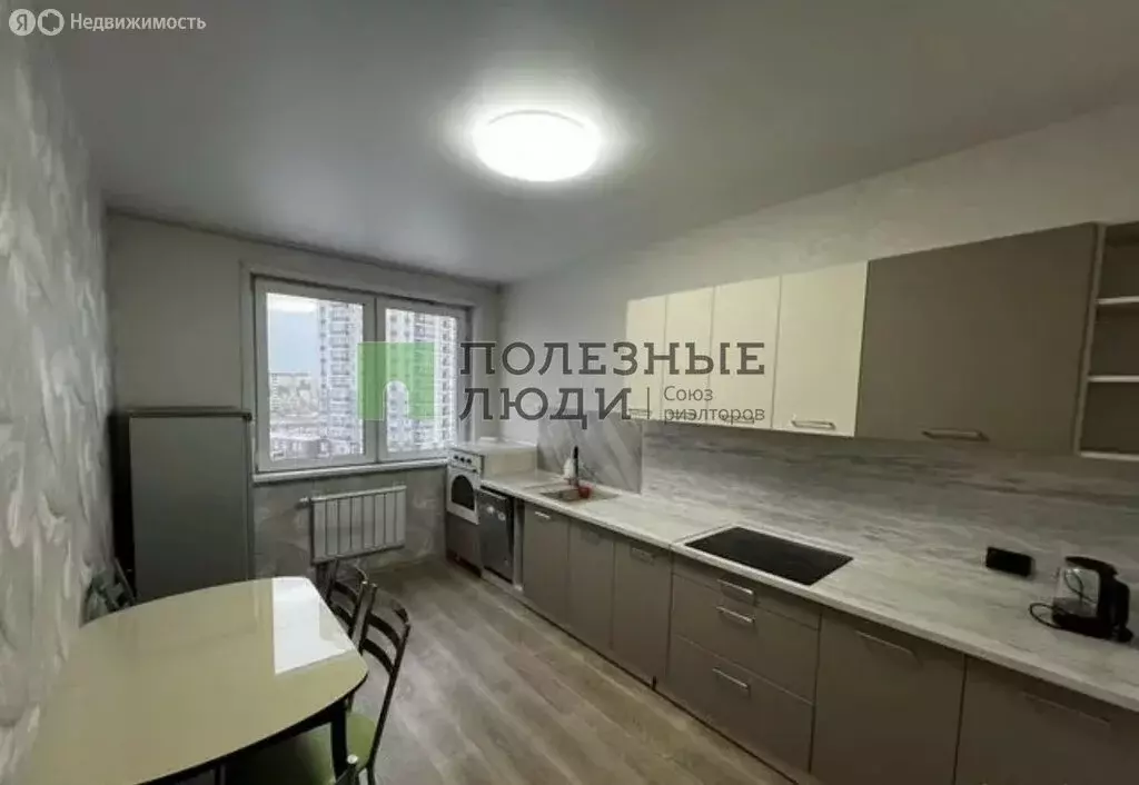 2-комнатная квартира: Красноярск, улица Петра Подзолкова, 28 (60.1 м) - Фото 1