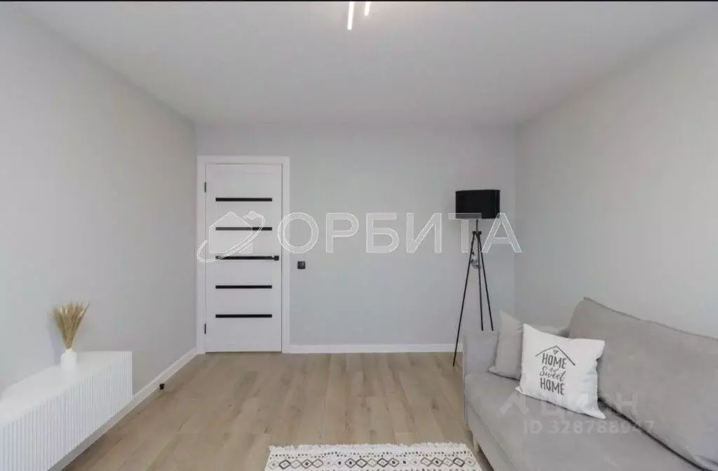 3-к кв. Тюменская область, Тюмень ул. Константина Посьета, 7 (87.0 м) - Фото 0