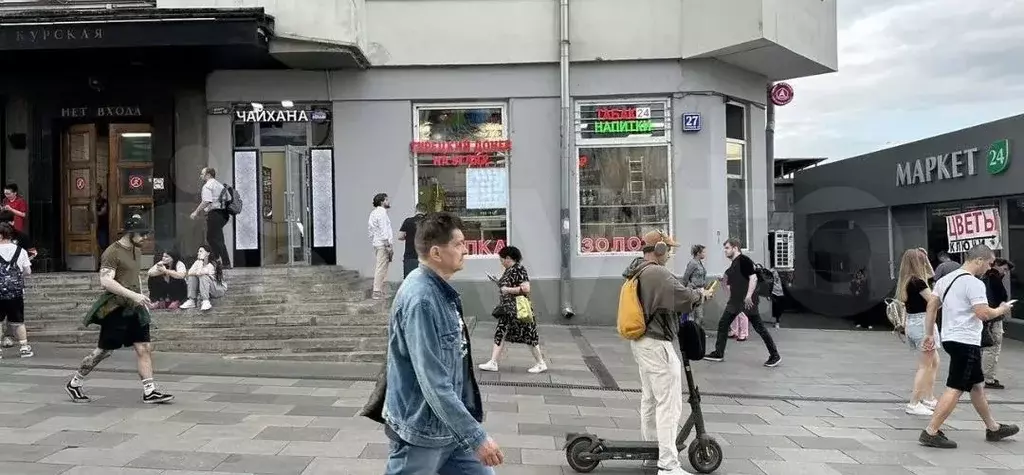 Помещение у метро под кофе на топ трафике 10м2 - Фото 0