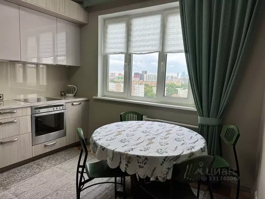 3-к кв. Москва ул. Кутузова, 2 (75.0 м) - Фото 0