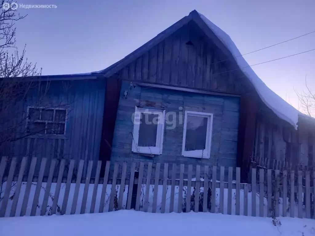 Дом в Зареченское сельское поселение, село Скатинское, улица Чапаева ... - Фото 0