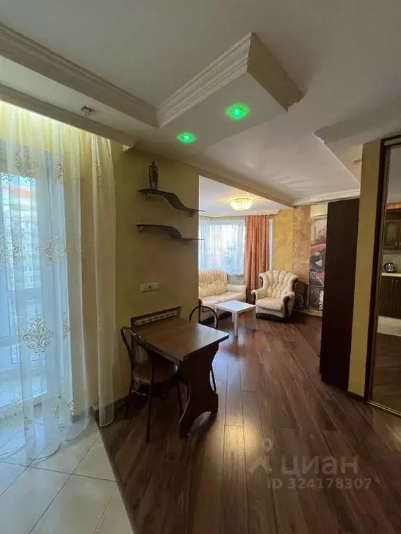 1-к кв. Омская область, Омск ул. 70 лет Октября, 15/1 (42.5 м) - Фото 2