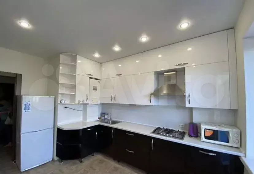 2-к. квартира, 65 м, 5/9 эт. - Фото 0