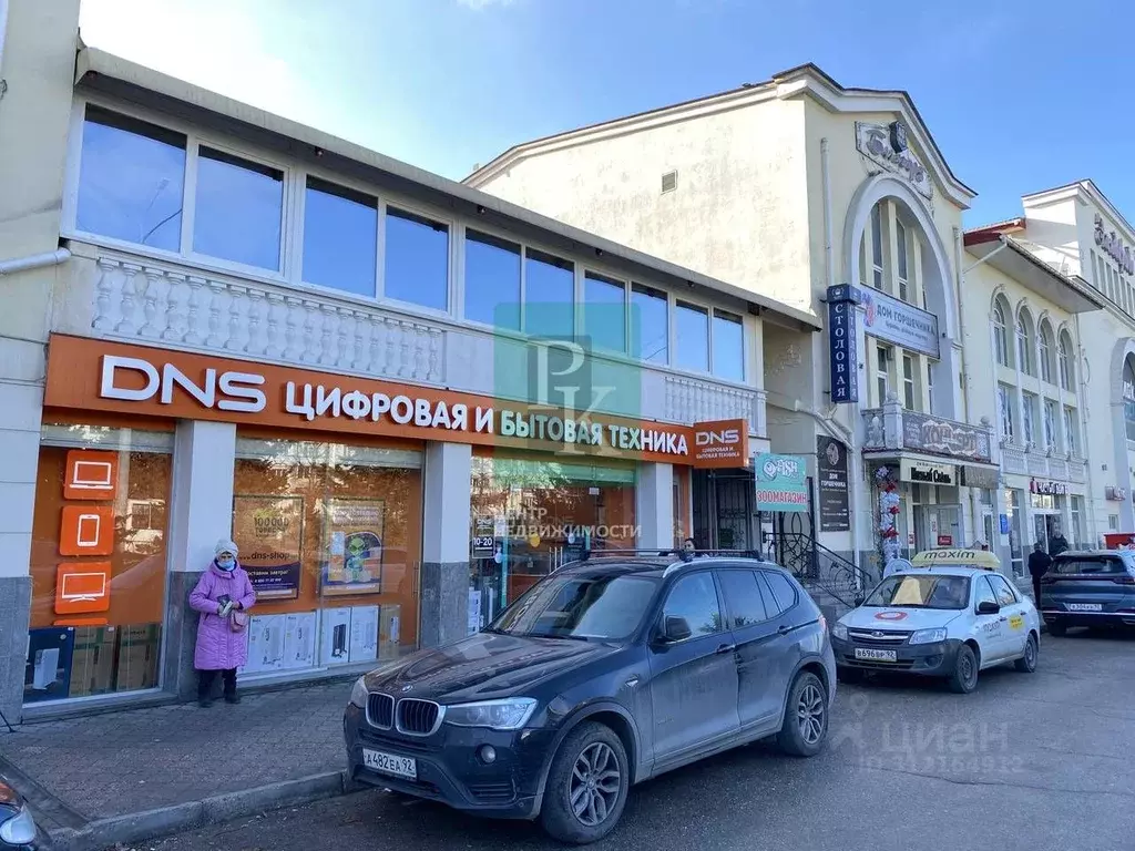 Помещение свободного назначения в Севастополь просп. Октябрьской ... - Фото 0