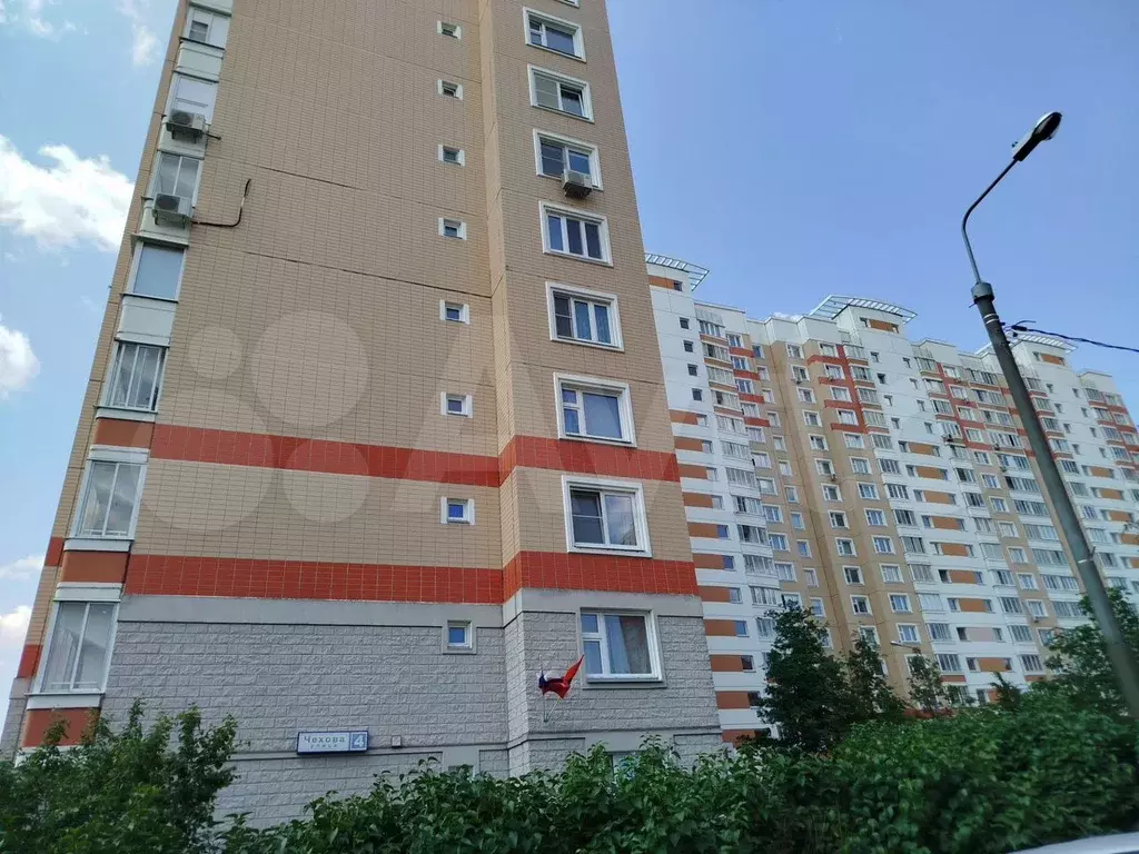 Комната 18 м в 3-к., 9/17 эт. - Фото 0