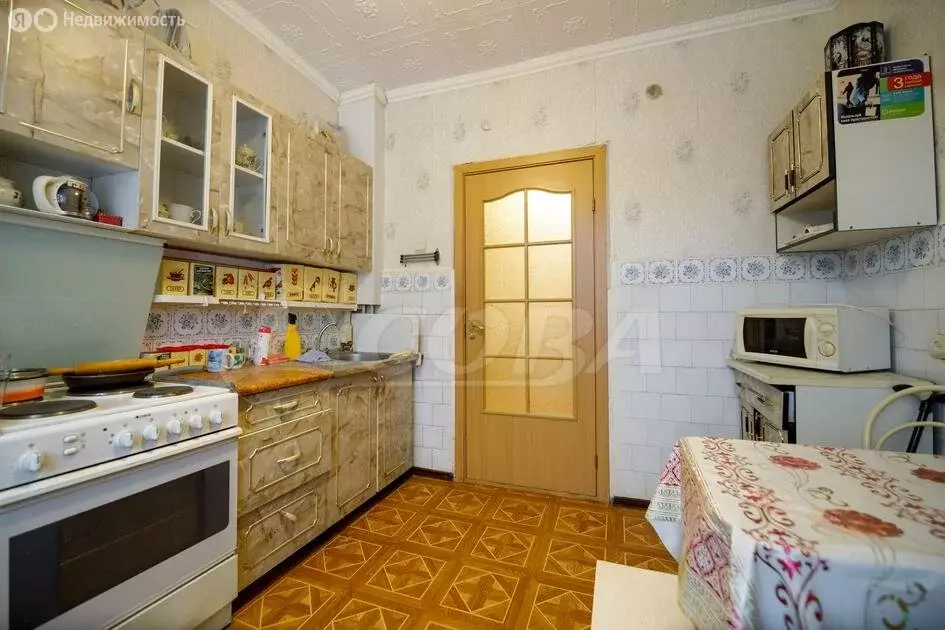 3-комнатная квартира: Тюменский муниципальный округ, рабочий посёлок ... - Фото 2