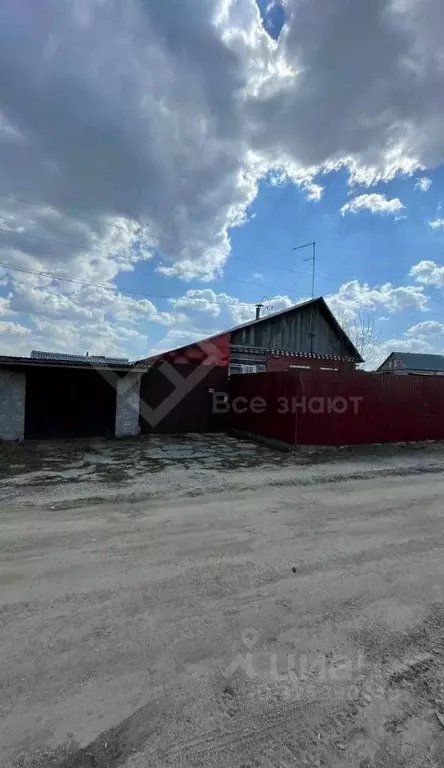 Дом в Челябинская область, Сосновский муниципальный округ, с. ... - Фото 1