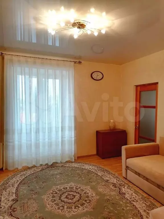 3-к. квартира, 70 м, 3/3 эт. - Фото 0