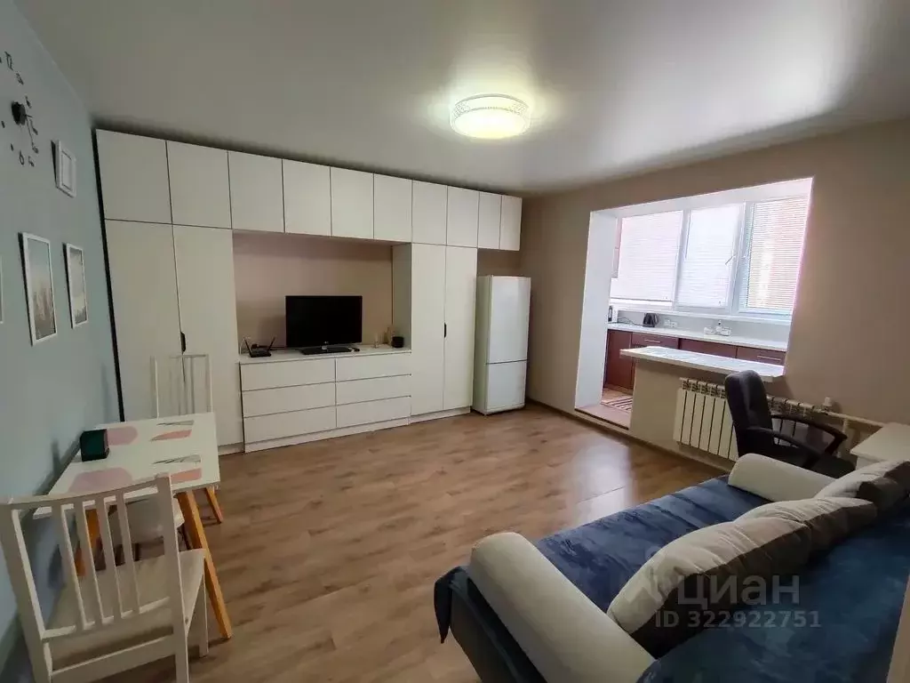 1-к кв. Алтайский край, Барнаул ул. Солнечная Поляна, 99 (35.0 м) - Фото 1