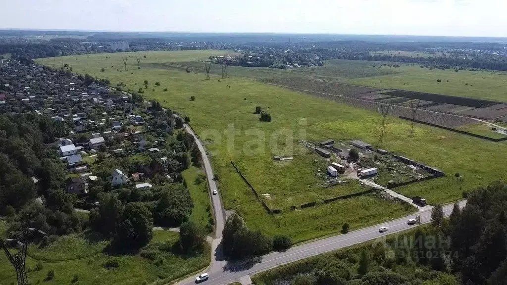 Участок в Московская область, Серпухов городской округ, д. ... - Фото 1
