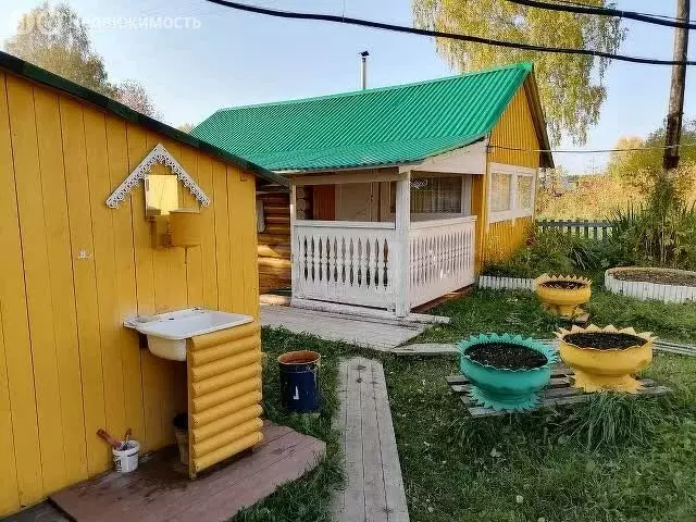 Дом в Республика Коми, муниципальный район Корткеросский, село ... - Фото 0