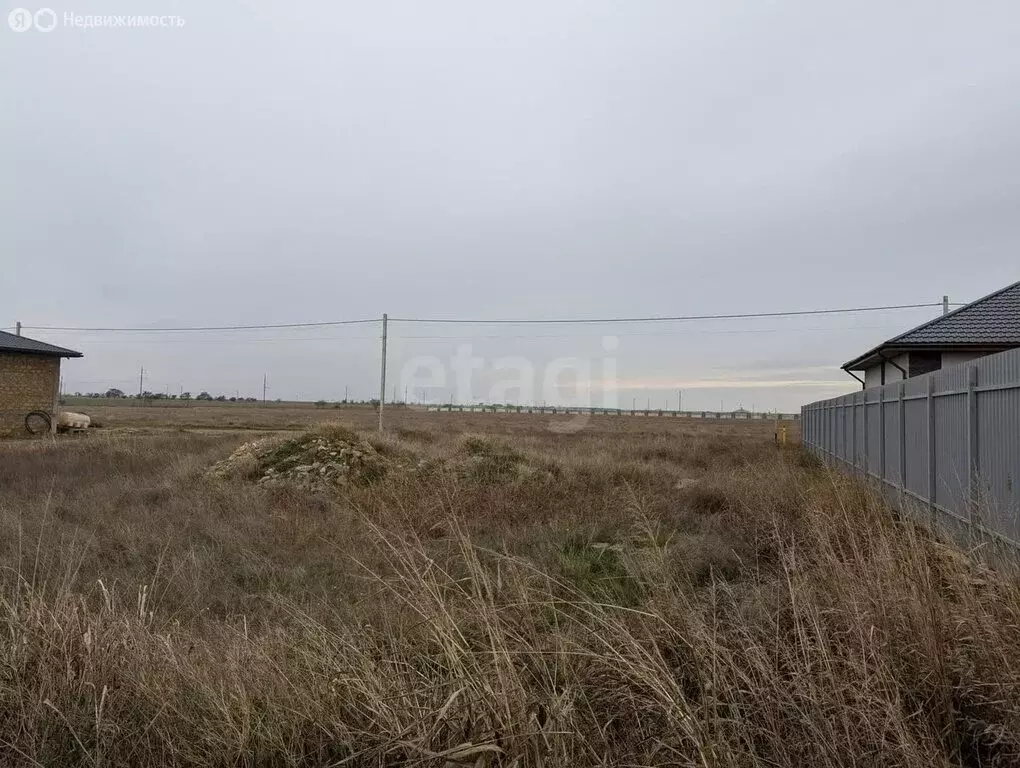 Участок в Евпатория, улица Алиме Абденановой (6 м) - Фото 1