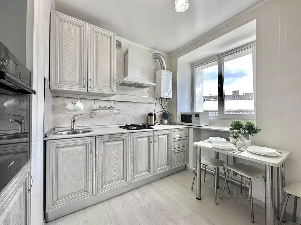 2-к кв. Татарстан, Казань ул. Чехова, 36 (44.0 м) - Фото 1