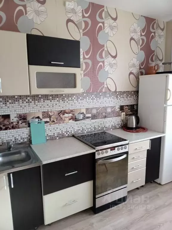 2-к кв. Ленинградская область, Кириши Восточная ул., 8 (67.0 м) - Фото 1