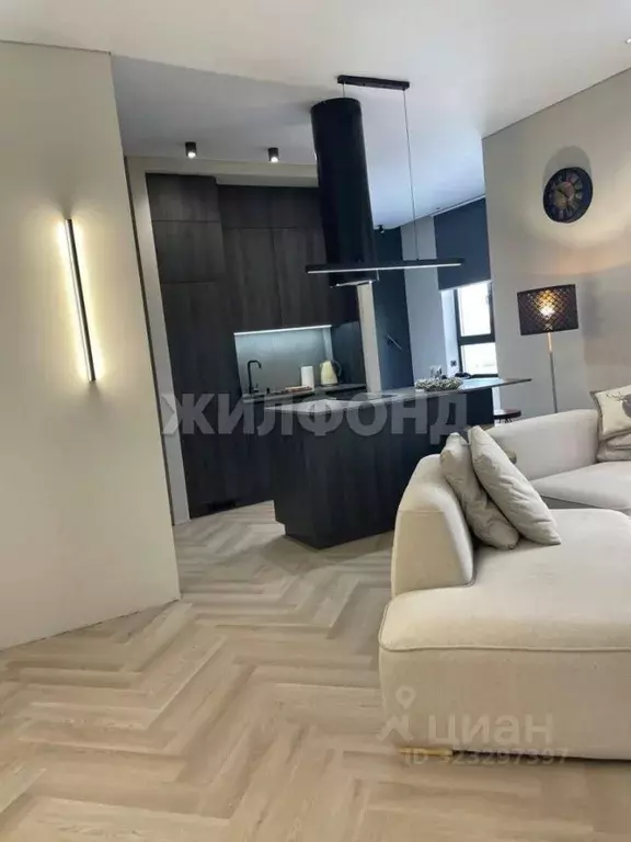 Студия Новосибирская область, Новосибирск ул. Некрасова, 39 (45.0 м) - Фото 1