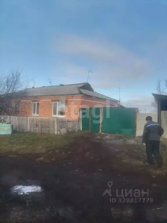 Дом в Курганская область, Мокроусовский муниципальный округ, д. ... - Фото 1