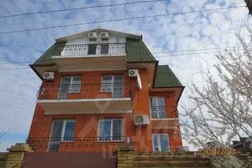 Дом в Крым, Феодосия муниципальный округ, с. Береговое ул. ... - Фото 1