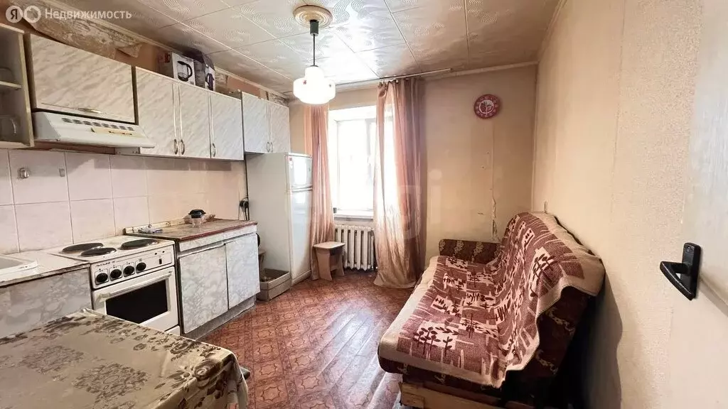 1-комнатная квартира: Курган, Половинская улица, 8Б (36 м) - Фото 0