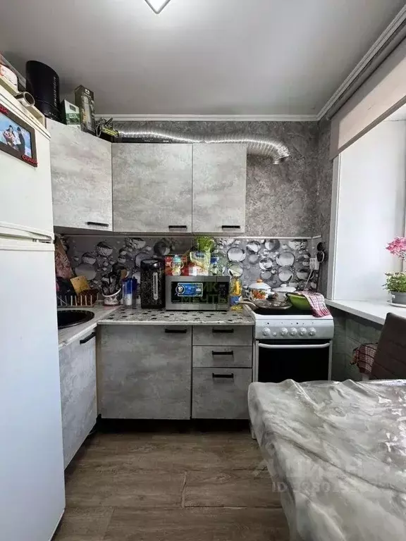 2-к кв. Бурятия, Улан-Удэ Геологическая ул., 20 (41.6 м) - Фото 1