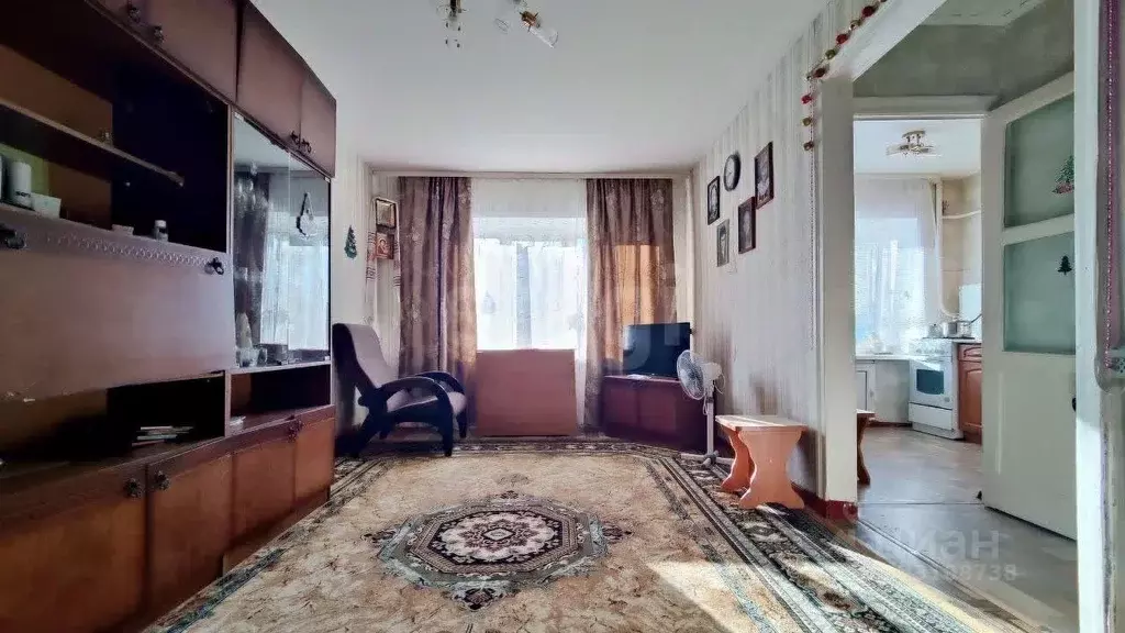 2-к кв. Омская область, Омск Нефтезаводская ул., 15 (42.0 м) - Фото 1