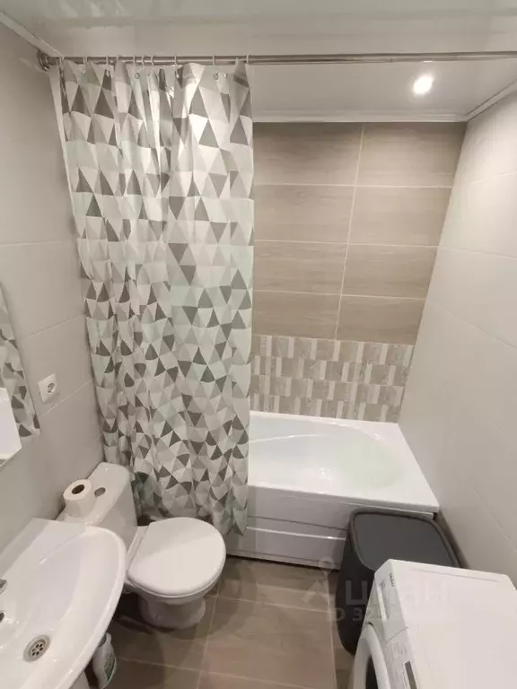 Студия Свердловская область, Екатеринбург ул. Гаршина, 3/2 (24.0 м) - Фото 2