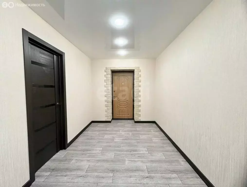 2-комнатная квартира: Йошкар-Ола, улица Петрова, 31 (69.2 м) - Фото 2