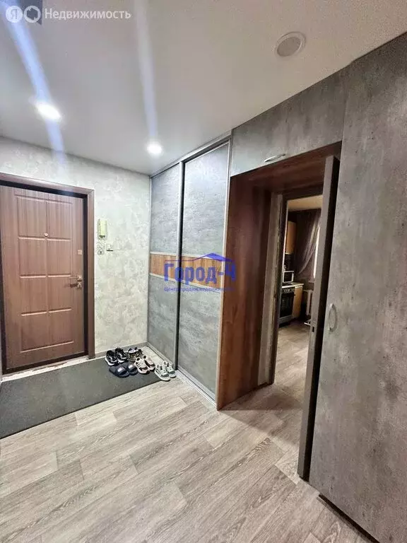 2-комнатная квартира: Чебоксары, улица Мичмана Павлова, 26 (52.2 м) - Фото 0