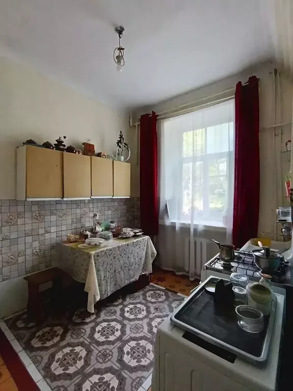 Комната Краснодарский край, Сочи Виноградная ул., 8 - Фото 1