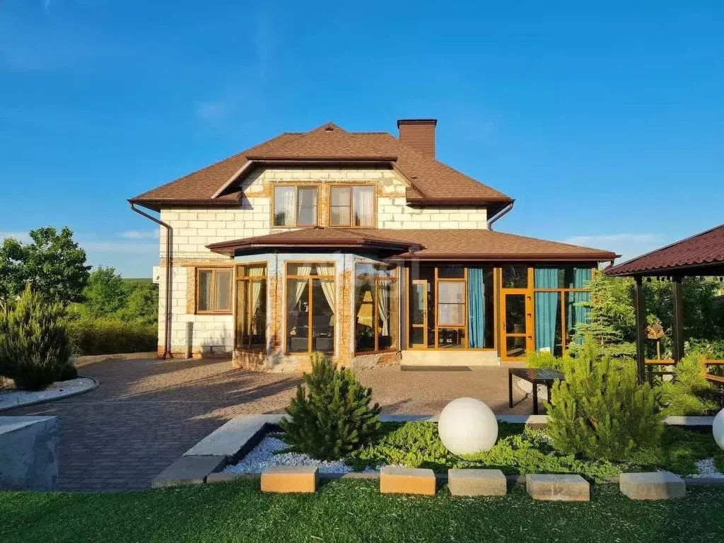 Дом в Белгородская область, Белгородский район, Никольское с/пос, с. ... - Фото 1